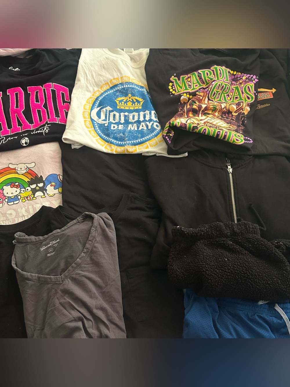 Mixed Graphic Tee bundle